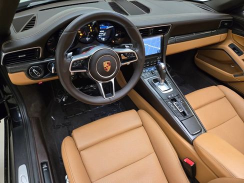 Used 2019 Porsche 911 Carrera RWD image 19