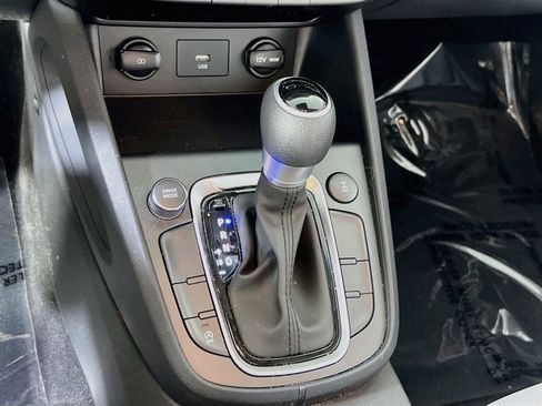 Used 2023 Hyundai Kona SEL image 16