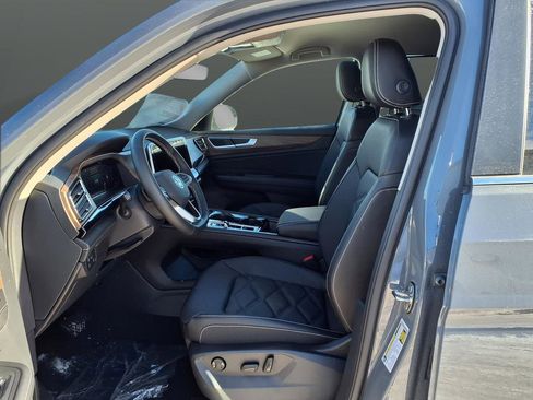 New 2026 Volkswagen Atlas SE image 52