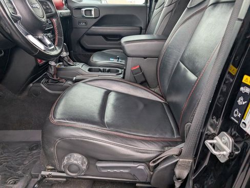 Used 2021 Jeep Wrangler Unlimited Rubicon image 12