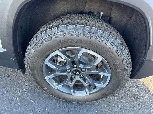 New 2026 Chevrolet Equinox ACTIV image 6