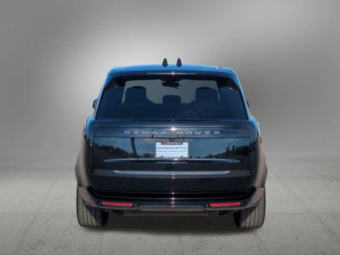 Certified 2024 Land Rover Range Rover SE image 5