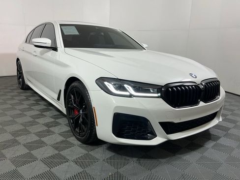 Used 2023 BMW 540i w/ M Sport Package image 4