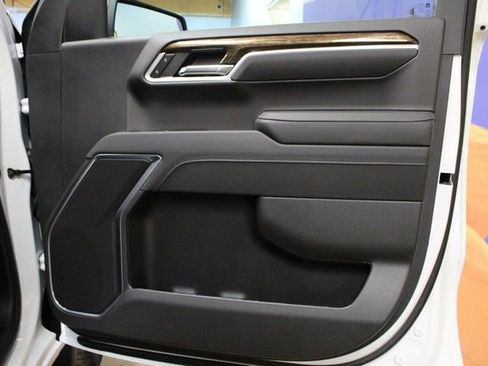 New 2026 GMC Sierra 1500 Elevation AWD/4WD image 9