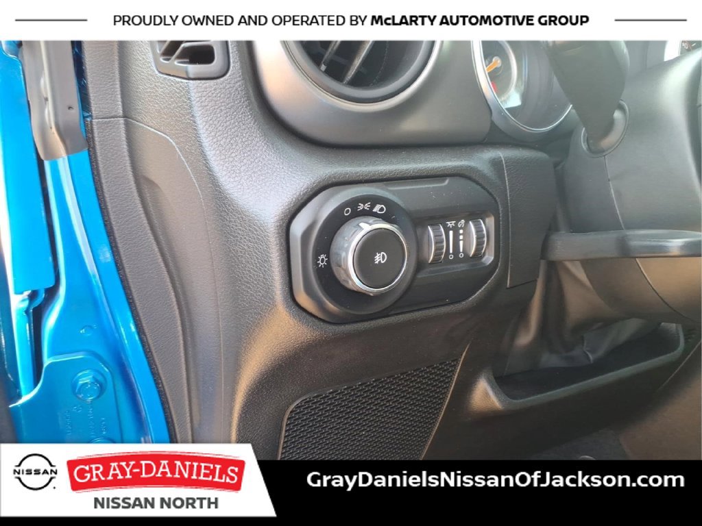 Used 2022 Jeep Wrangler Unlimited Sport AWD/4WD image 13