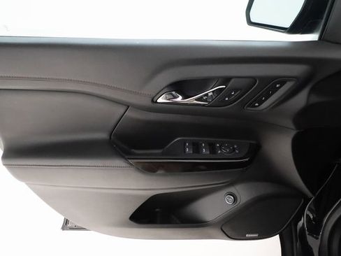 Used 2023 GMC Acadia AT4 w/ Technology Package image 7