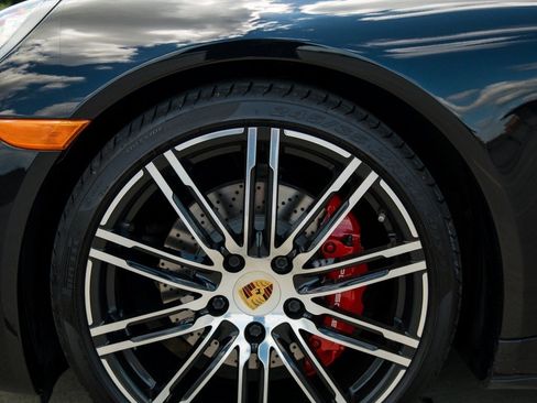 Used 2015 Porsche 911 Targa 4S AWD/4WD image 35