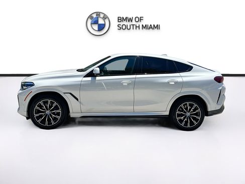 Used 2023 BMW X6 xDrive40i w/ M Sport Package AWD/4WD image 4
