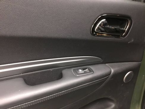 Used 2020 Dodge Durango R/T w/ Technology Group AWD/4WD image 14