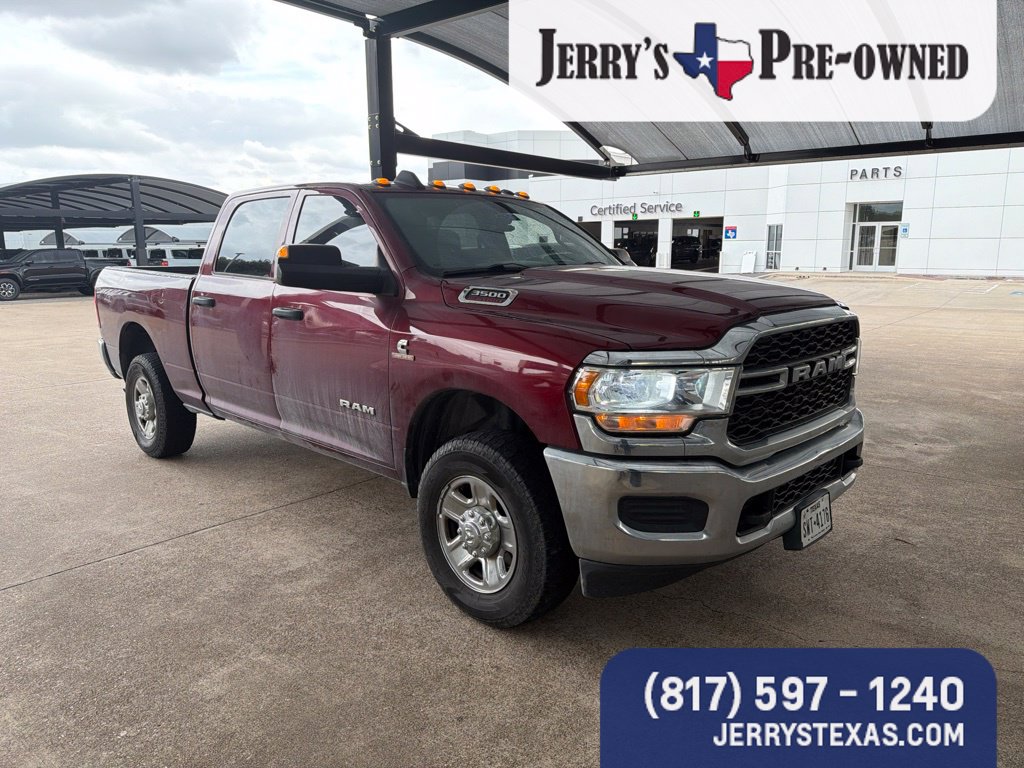 Used 2022 RAM 3500 Tradesman w/ Chrome Appearance Group AWD/4WD image 2