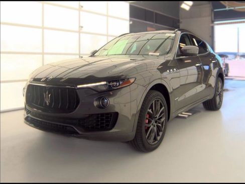Used 2018 Maserati Levante S GranSport AWD/4WD image 1