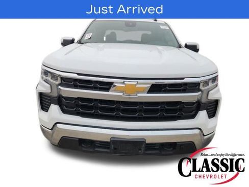 Used 2024 Chevrolet Silverado 1500 LT w/ Max Trailering Package image 3