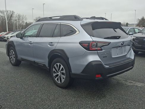 Certified 2024 Subaru Outback Premium image 6
