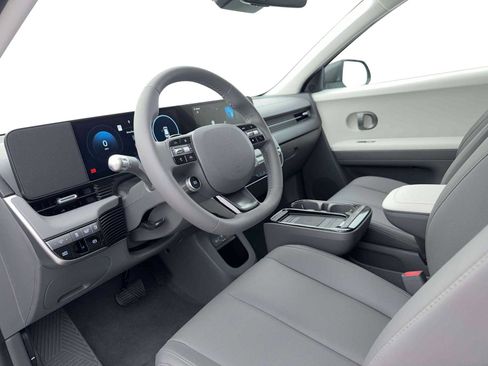 New 2026 Hyundai Ioniq 5 SEL image 14