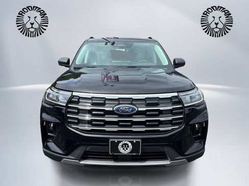 New 2026 Ford Explorer Active w/ Active Comfort Package AWD/4WD image 2