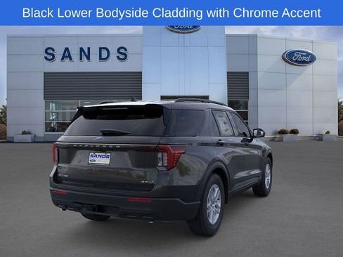 New 2026 Ford Explorer Active image 8