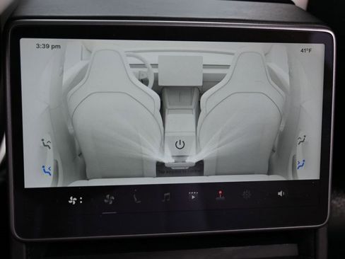 Used 2024 Tesla Model 3 Performance image 36