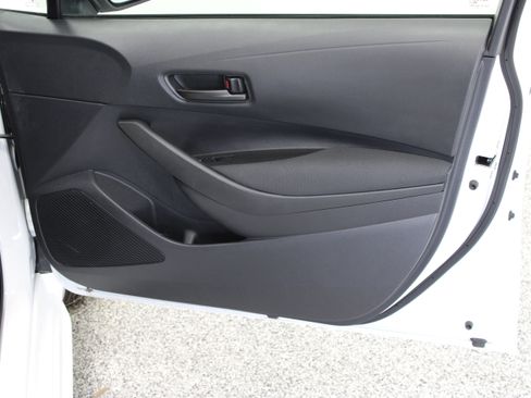 Used 2026 Toyota Corolla LE FWD image 32