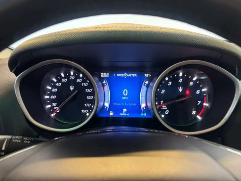 Used 2015 Maserati Ghibli S Q4 AWD/4WD image 11