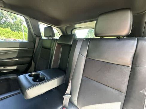 Used 2019 Jeep Grand Cherokee Altitude AWD/4WD image 19