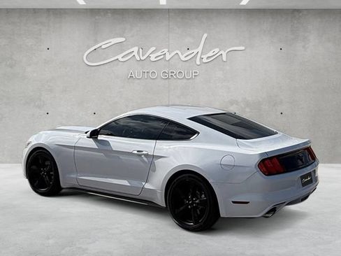 Used 2017 Ford Mustang Coupe RWD image 14