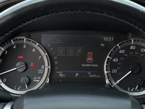 Used 2023 Toyota Highlander LE AWD/4WD image 16