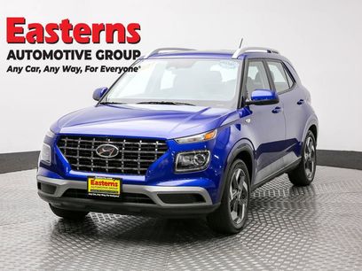 Used 2023 Hyundai Venue SEL