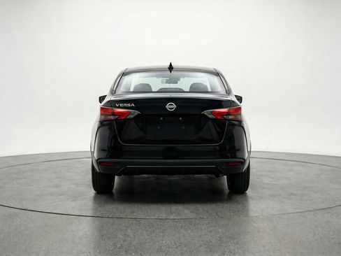 Used 2025 Nissan Versa SV FWD image 7