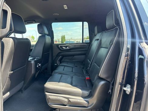 Used 2021 GMC Yukon XL SLT AWD/4WD image 23