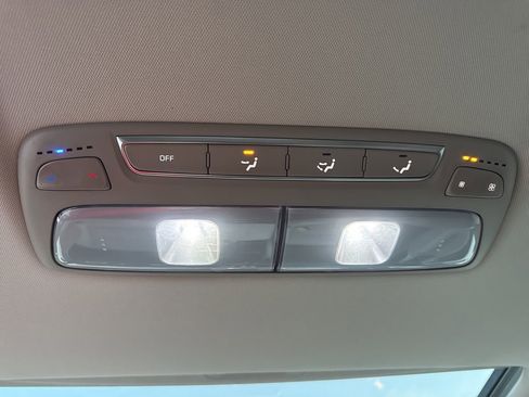 Used 2021 Kia Telluride S image 22