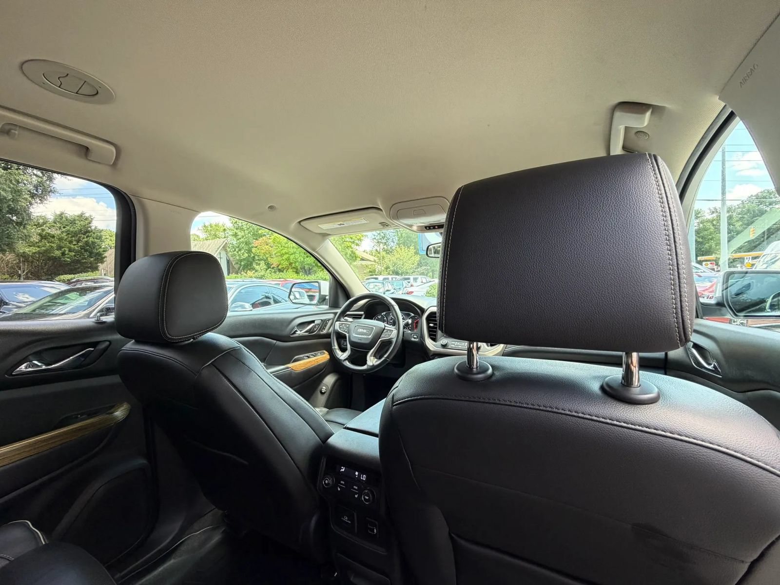 Used 2017 GMC Acadia Denali FWD image 35