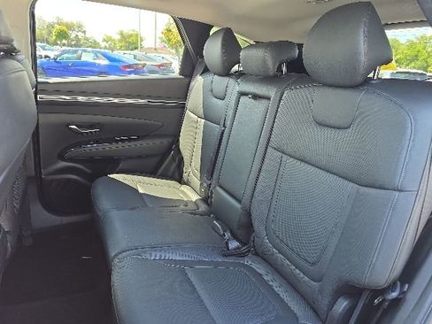 Used 2022 Hyundai Tucson Limited FWD image 7