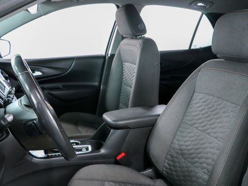 Used 2019 Chevrolet Equinox LT FWD image 23