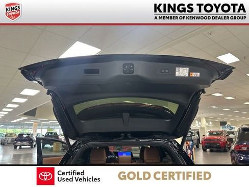 Certified 2025 Toyota Crown Signia w/ Advanced Technology Package AWD/4WD image 23