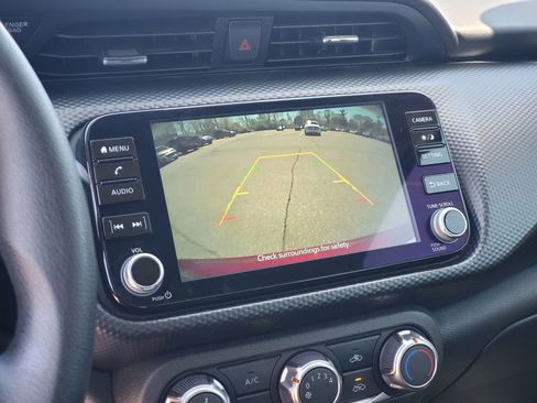 Used 2024 Nissan Kicks SV w/ Interior Electronics Package FWD image 25