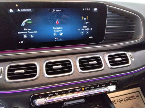 Used 2022 Mercedes-Benz GLS 450 4MATIC image 20