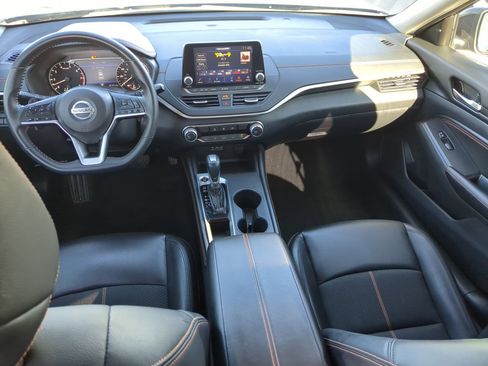 Used 2022 Nissan Altima 2.5 SR image 27