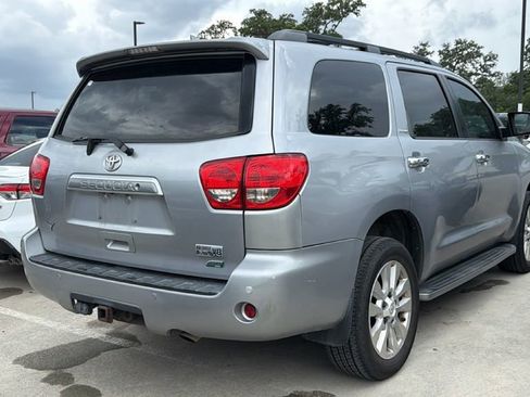 Used 2013 Toyota Sequoia Platinum AWD/4WD image 4