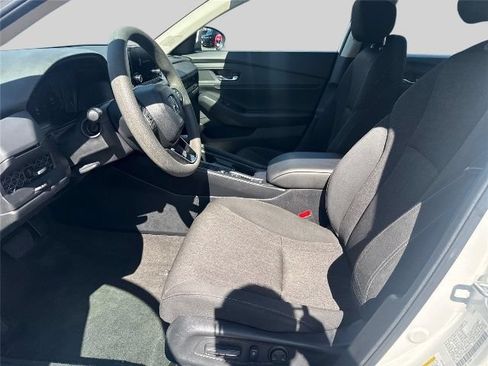 Used 2024 Honda Accord EX image 9
