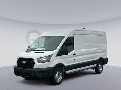 New 2026 Ford Transit 250 148 Medium Roof w/ Load Area Protection Package