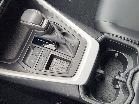 Used 2024 Toyota RAV4 XLE Premium image 15