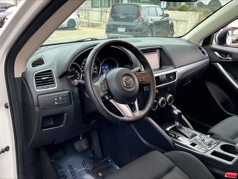 Used 2016 MAZDA CX-5 Touring image 16