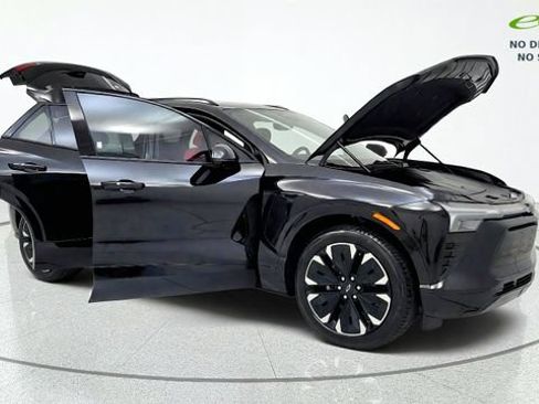 Used 2024 Chevrolet Blazer EV RS AWD/4WD image 11