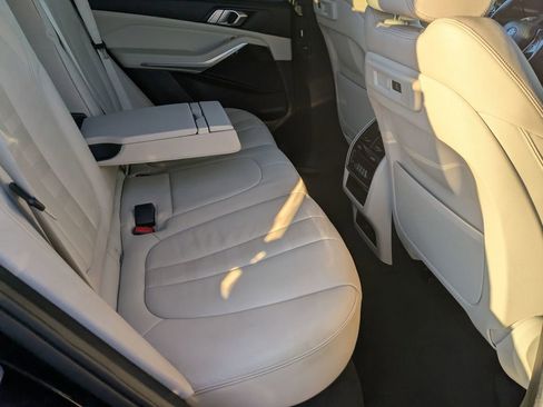 Used 2020 BMW X5 xDrive40i w/ Premium Package image 28