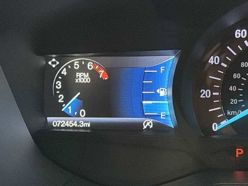 Used 2020 Ford Fusion SE FWD image 17