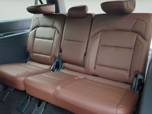 New 2026 Lincoln Navigator L Reserve AWD/4WD image 23
