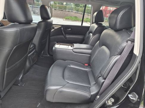 Used 2017 INFINITI QX80 4WD image 14