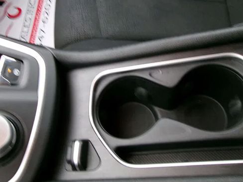 Used 2016 Chrysler 200 Limited w/ Convenience Group FWD image 14