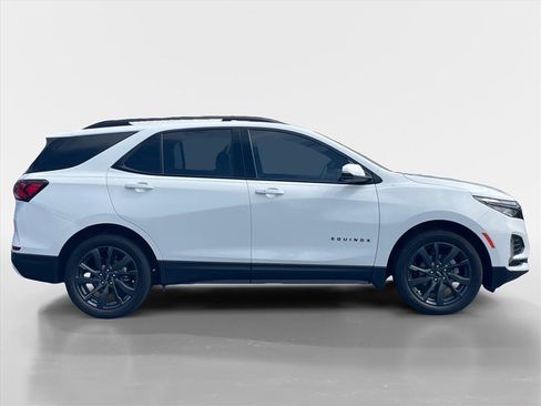 Used 2024 Chevrolet Equinox RS w/ RS Leather Package FWD image 8