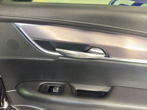 Used 2017 Cadillac XT5 Luxury AWD/4WD image 39